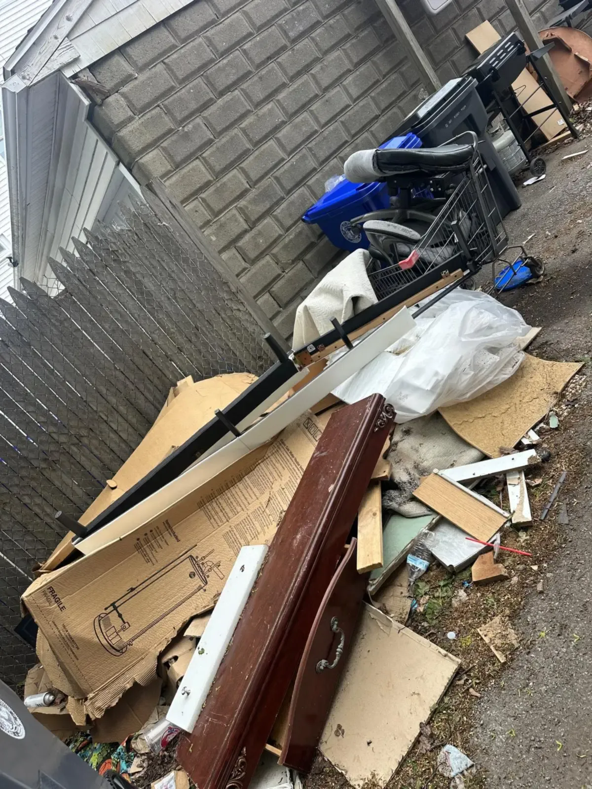 Outdoor junk removal before